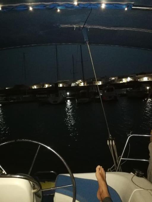 Hotel Magnifico Barco En La Graciosa Caleta de Sebo Zewnętrze zdjęcie