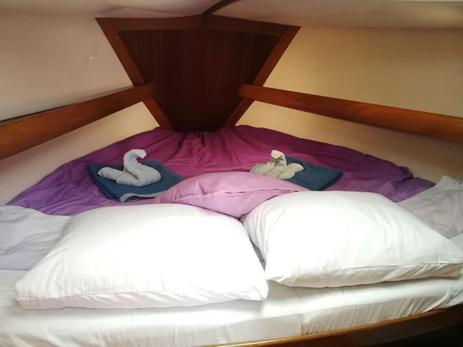Hotel Magnifico Barco En La Graciosa Caleta de Sebo Zewnętrze zdjęcie