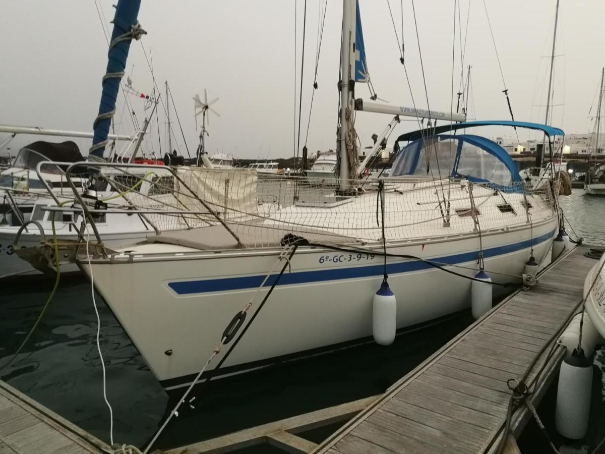 Hotel Magnifico Barco En La Graciosa Caleta de Sebo Zewnętrze zdjęcie