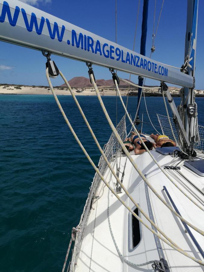 Hotel Magnifico Barco En La Graciosa Caleta de Sebo Zewnętrze zdjęcie