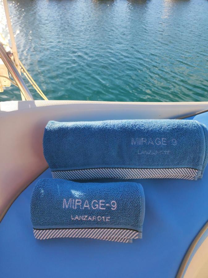 Hotel Magnifico Barco En La Graciosa Caleta de Sebo Zewnętrze zdjęcie
